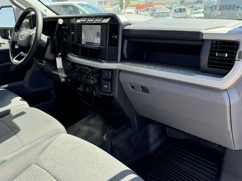 New 2024 Ford F350 XL RWD image 5