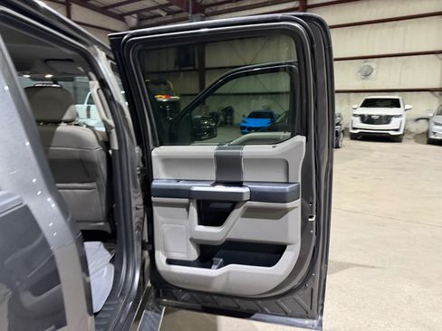Used 2015 Ford F150 XLT w/ Equipment Group 302A Luxury RWD image 19