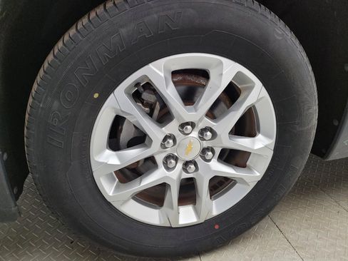 Used 2019 Chevrolet Traverse LT image 31