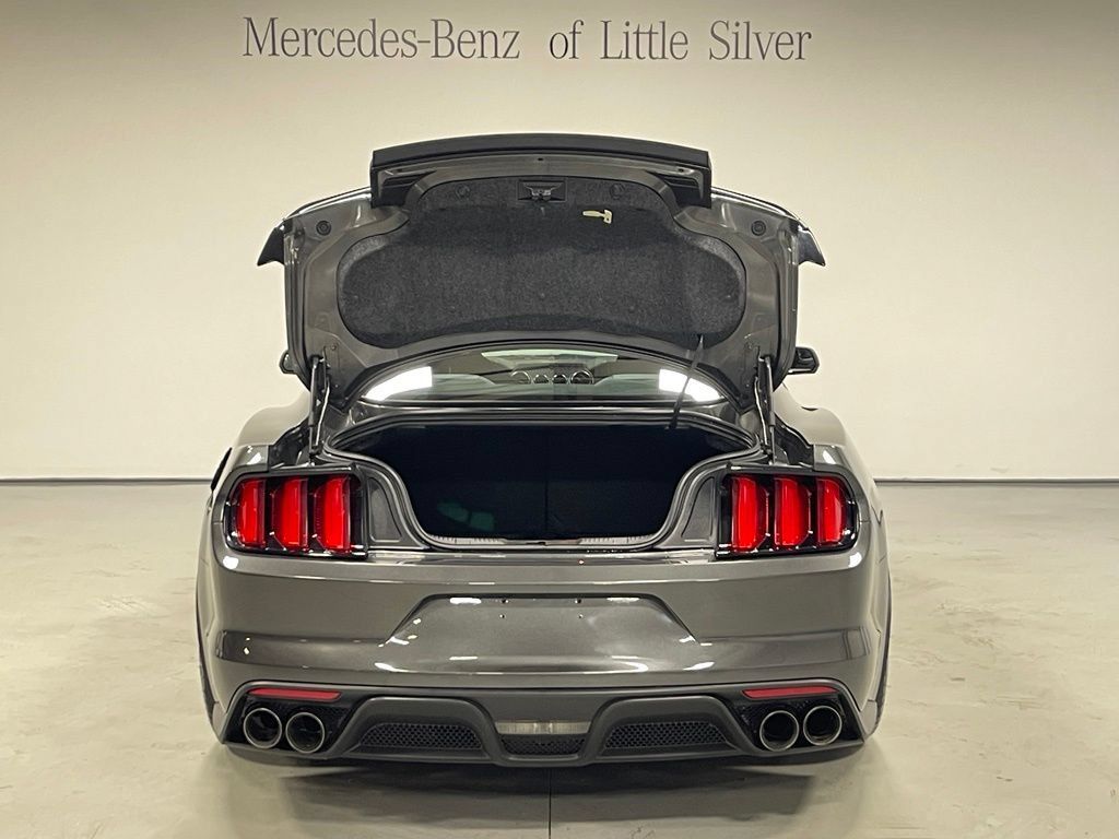 Used 2017 Ford Mustang Shelby GT350 w/ Electronics Package RWD image 5