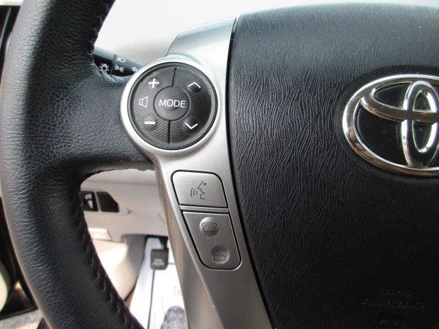 Used 2015 Toyota Prius V Four FWD image 20