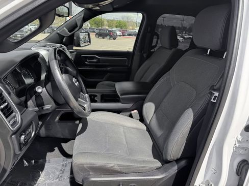 Used 2019 RAM 1500 Big Horn AWD/4WD image 14