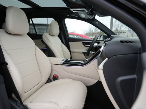 New 2026 Mercedes-Benz GLC 300 GLC 300 image 36