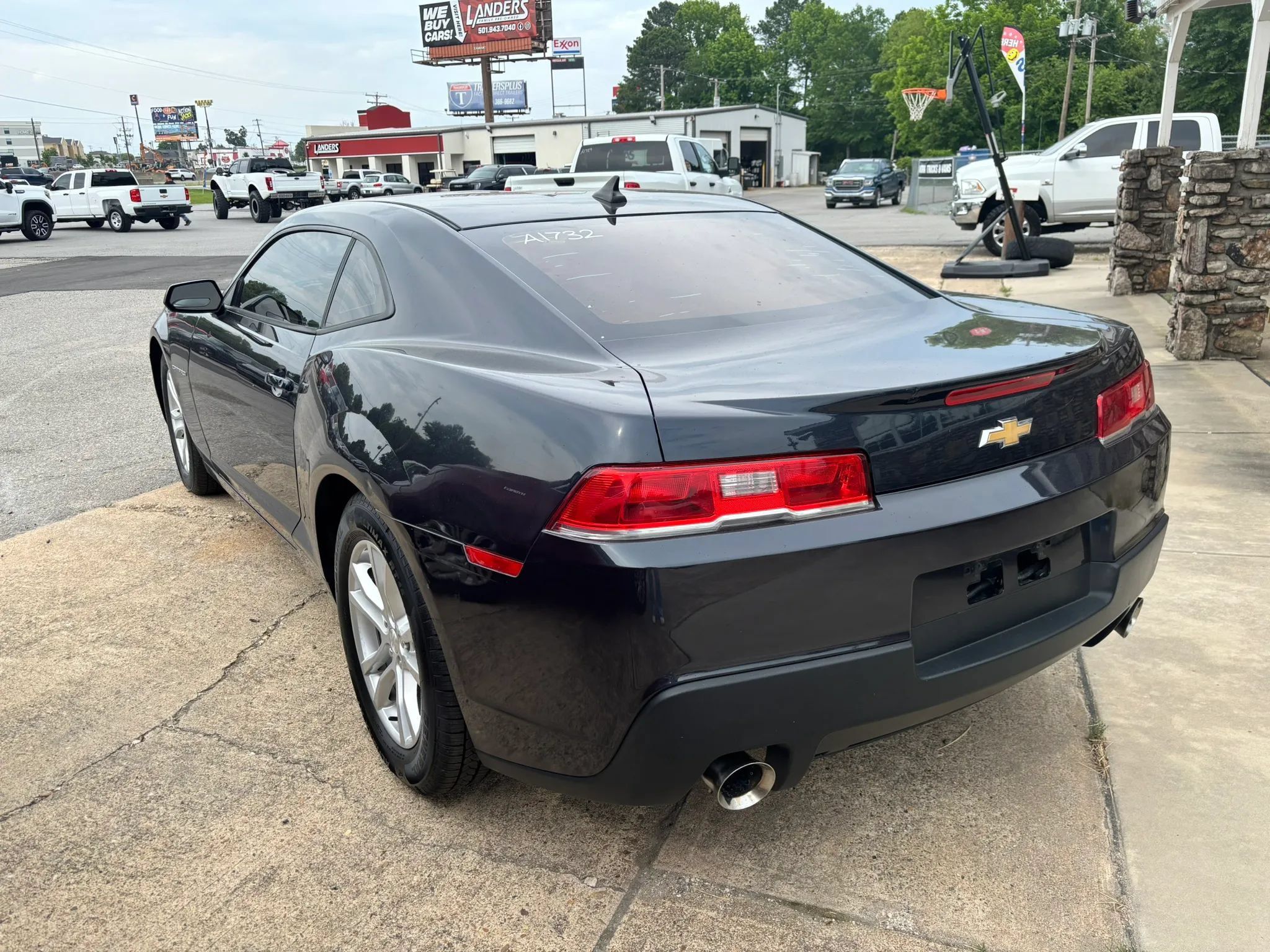 Used 2014 Chevrolet Camaro LS RWD image 4