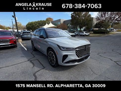 New 2026 Lincoln Nautilus Reserve image 1