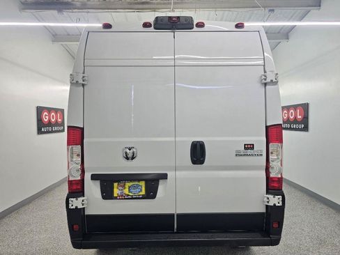 Used 2025 RAM ProMaster 2500 w/ Convenience Group FWD image 5