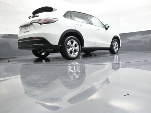 Certified 2025 Honda HR-V LX image 28