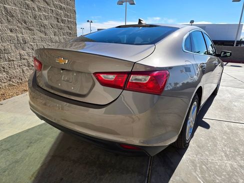 Used 2024 Chevrolet Malibu LS FWD image 4