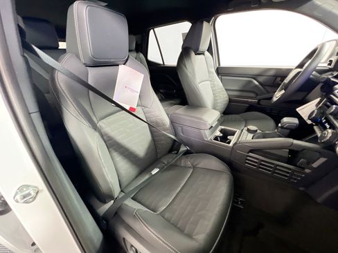 Used 2025 Toyota 4Runner TRD Sport Premium RWD image 30