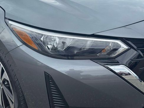Used 2025 Nissan Sentra SV FWD image 9