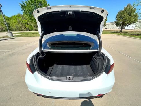 Used 2019 Alfa Romeo Giulia Ti Sport w/ Quick Order Package 22S Sport image 10