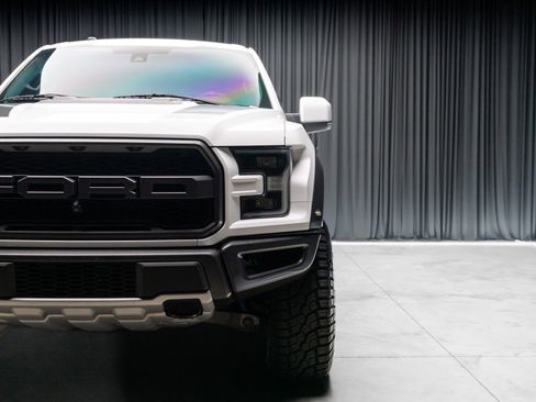 Used 2017 Ford F150 Raptor w/ Equipment Group 802A Luxury AWD/4WD image 18
