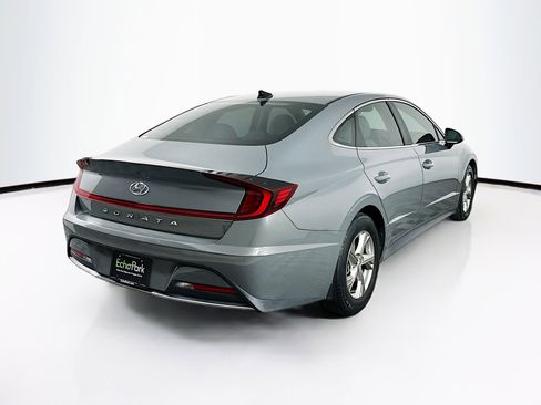 Used 2021 Hyundai Sonata SE w/ Winter Weather Package image 9