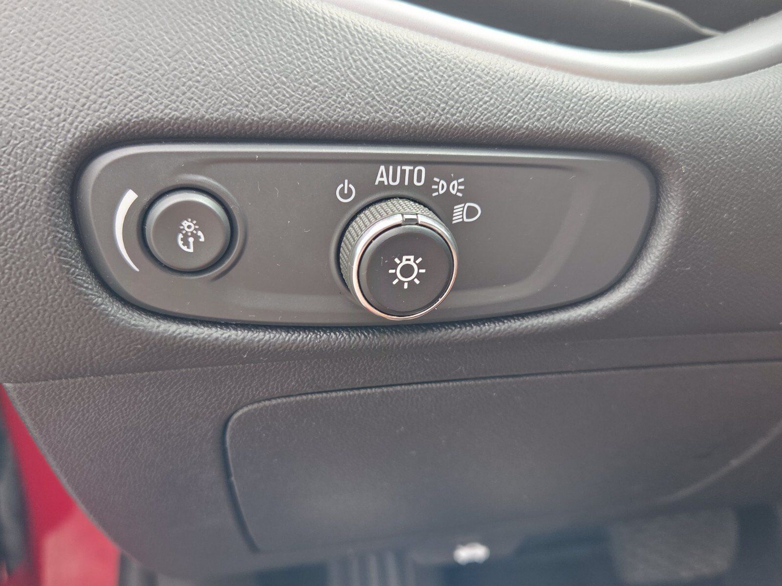 Used 2025 Chevrolet Malibu LT FWD image 29