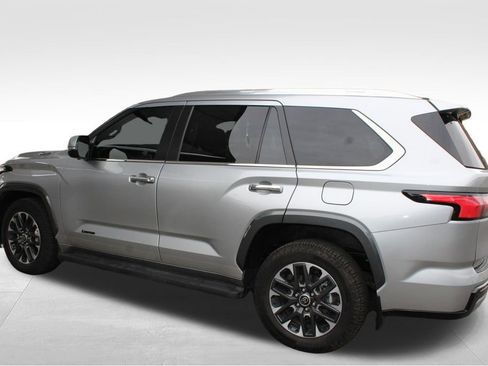 Certified 2024 Toyota Sequoia Limited AWD/4WD image 13