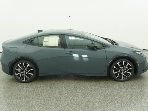 New 2026 Toyota Prius Plug-In Hybrid FWD image 93