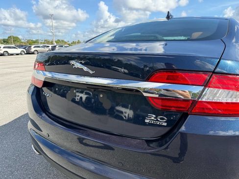 Used 2013 Jaguar XF 3.0 AWD/4WD image 16