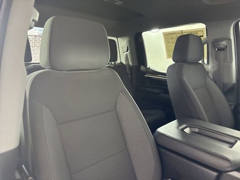 Used 2025 Chevrolet Silverado 1500 LT image 26