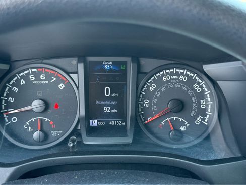 Used 2021 Toyota Tacoma SR w/ SR Convenience Package AWD/4WD image 31