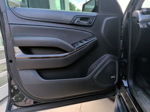 Used 2016 Chevrolet Tahoe LT RWD image 14