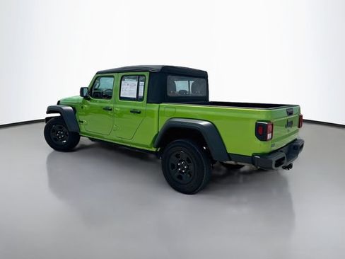 Used 2025 Jeep Gladiator Sport AWD/4WD image 6