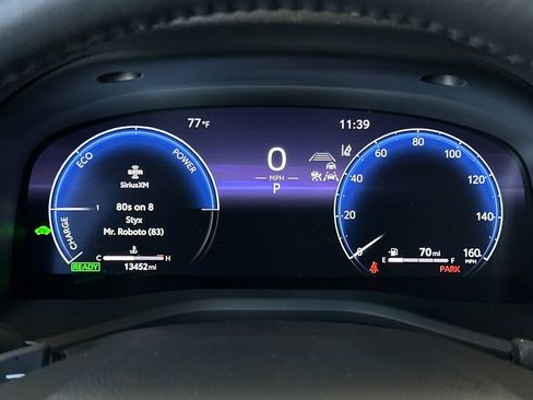 Used 2025 Toyota Camry XSE FWD image 18