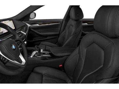 Used 2022 BMW 540i w/ M Sport Package RWD image 12