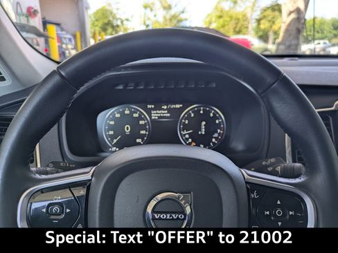 Used 2018 Volvo XC90 T6 Momentum w/ Momentum Plus Package image 33