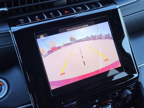 New 2025 Jeep Grand Cherokee L Altitude image 12