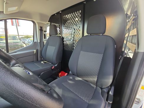 Used 2024 Ford Transit 250 Low Roof w/ Exterior Upgrade Package image 11