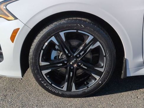 Used 2022 Kia K5 GT-Line AWD/4WD image 12