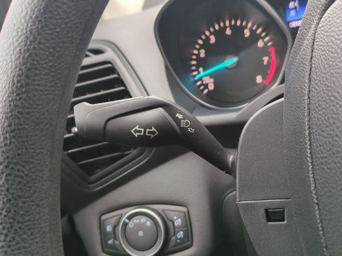 Used 2017 Ford Escape SE image 25