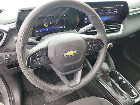 Used 2025 Chevrolet TrailBlazer LT image 20