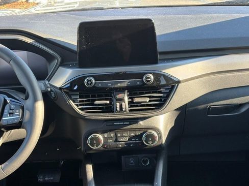 Used 2023 Ford Escape Active image 20