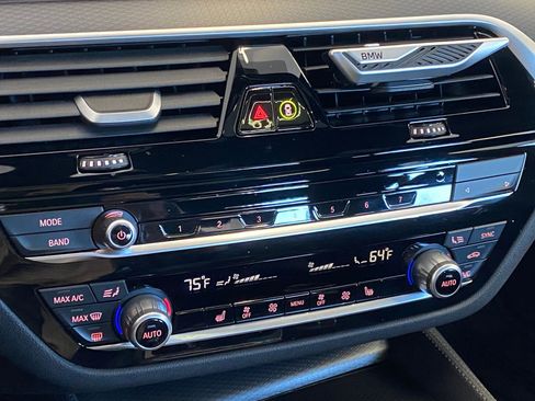 Certified 2023 BMW 540i xDrive w/ M Sport Package image 19