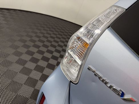 Used 2012 Toyota Prius V Five FWD image 12