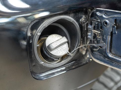 Used 2019 Toyota Land Cruiser image 52