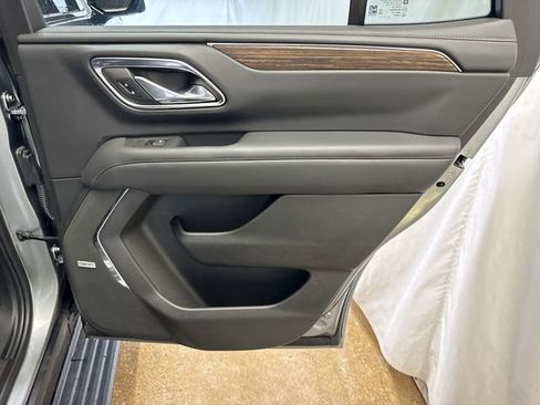 Certified 2023 Chevrolet Tahoe High Country w/ Premium Package 2 image 32