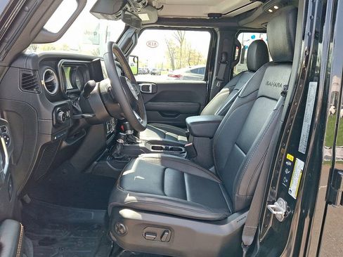 Used 2024 Jeep Wrangler Unlimited Sahara AWD/4WD image 14