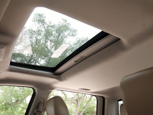 Used 2017 RAM 2500 Laramie w/ Convenience Group image 37