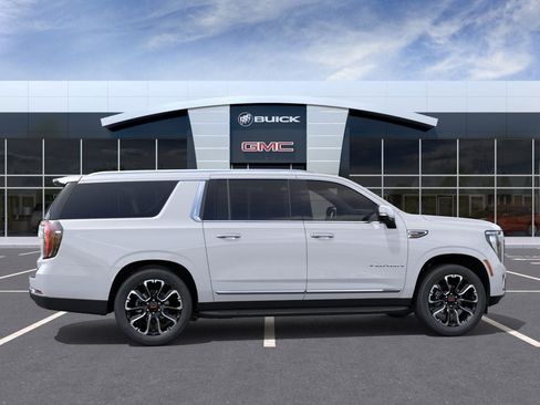 New 2026 GMC Yukon XL Elevation image 5
