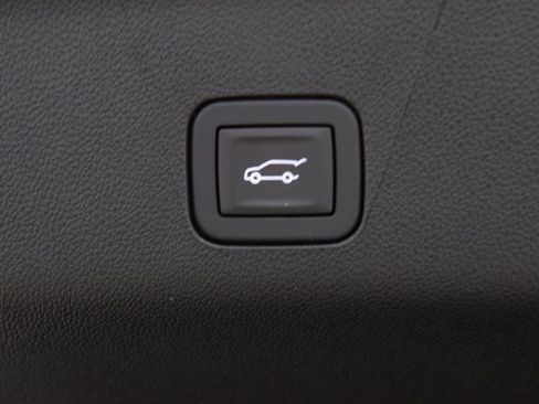 New 2026 Chevrolet Suburban LT w/ Comfort Package image 26