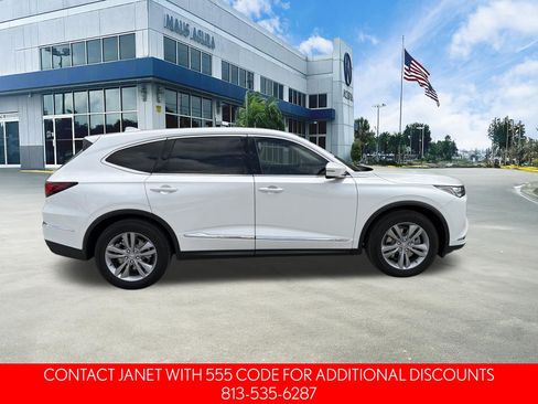 Used 2024 Acura MDX SH-AWD image 3