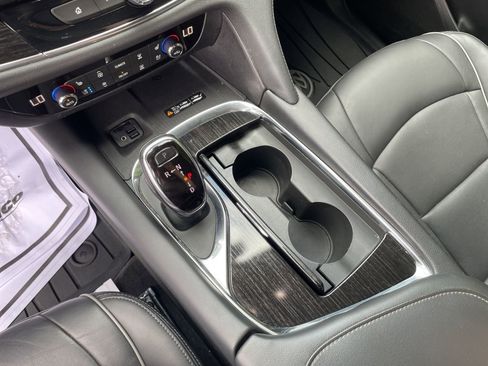 Used 2020 Buick Enclave Avenir w/ Avenir Technology Package image 17