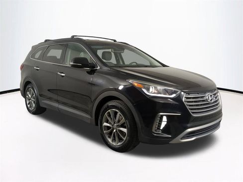Used 2017 Hyundai Santa Fe Limited image 2