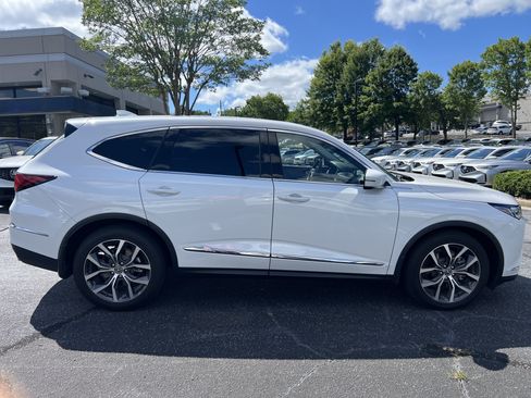 Used 2024 Acura MDX FWD w/ Technology Package image 6