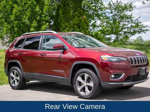 Used 2019 Jeep Cherokee Limited w/ Luxury Group AWD/4WD image 3