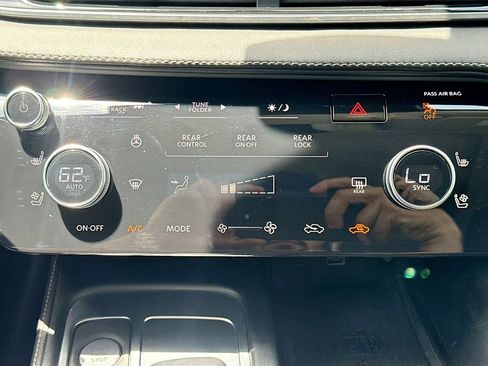Certified 2023 INFINITI QX60 Luxe w/ Cargo Package FWD image 17