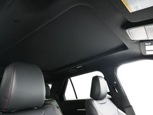 New 2026 Ford Explorer ST-Line image 24