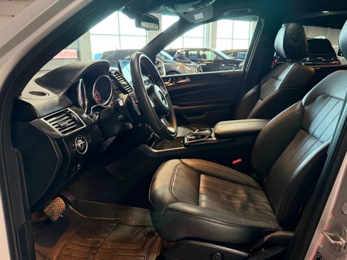 Used 2017 Mercedes-Benz GLS 450 4MATIC image 17